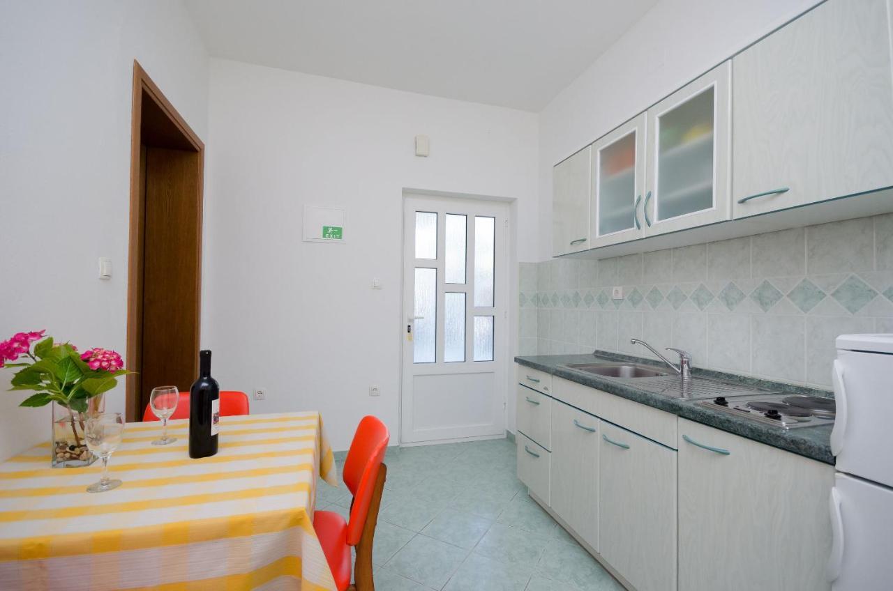 Apartments Marija & Lino 洛帕 外观 照片